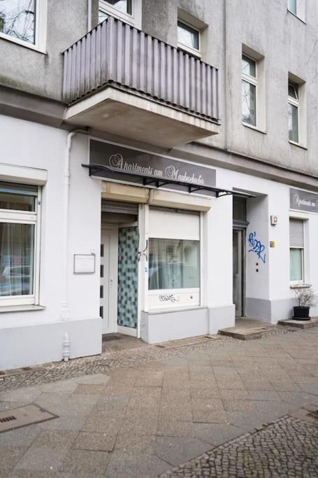2-zi. Am Ufer. Boxspringbetten. 2 Wc's. Apartment Berlin